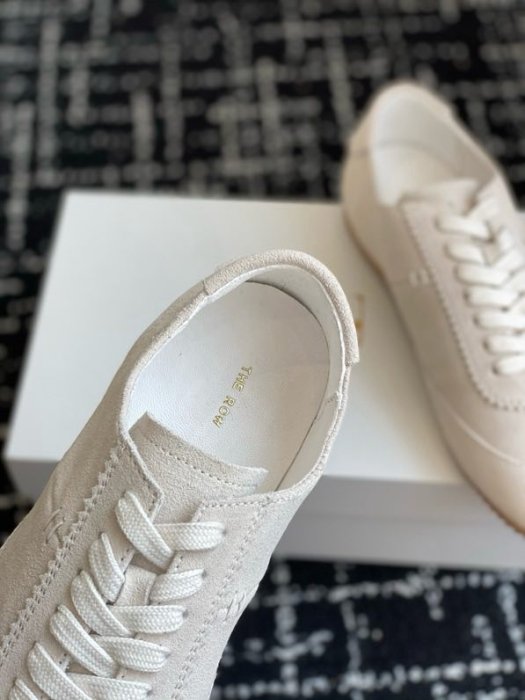 Кросівки фото 4