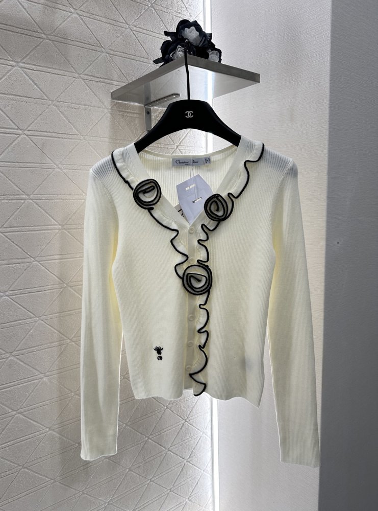 Кофта жіноча