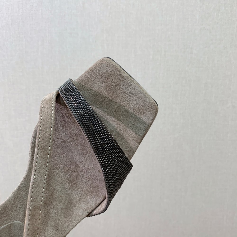 Босоножки фото 5