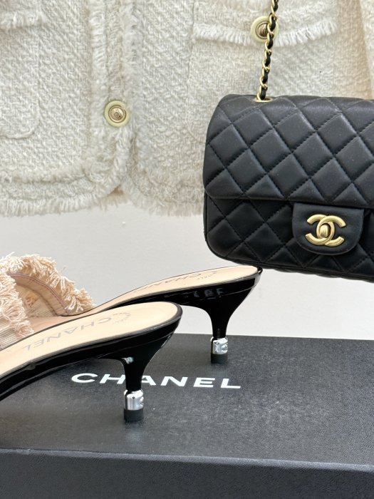 Босоножки фото 6