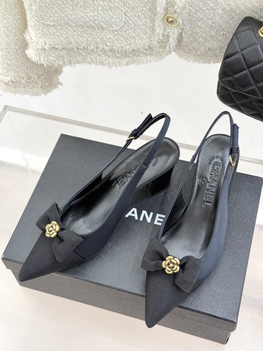 Босоножки фото 2