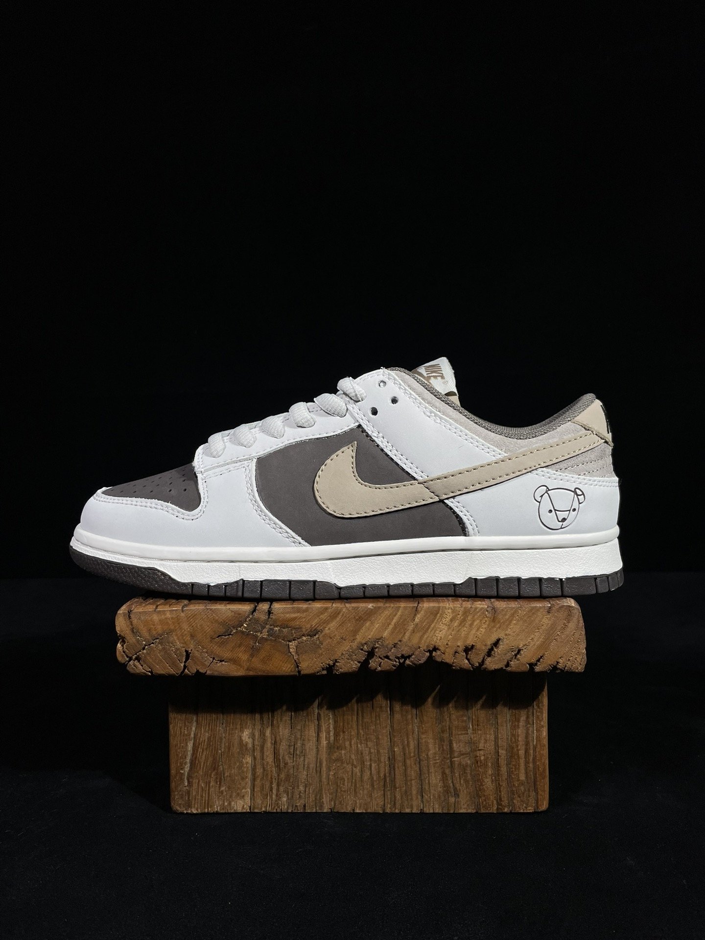 Sneakers SB Dunk Low Steamboy OST