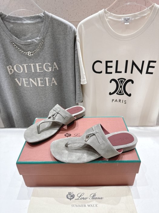 Шлепанцы фото 3