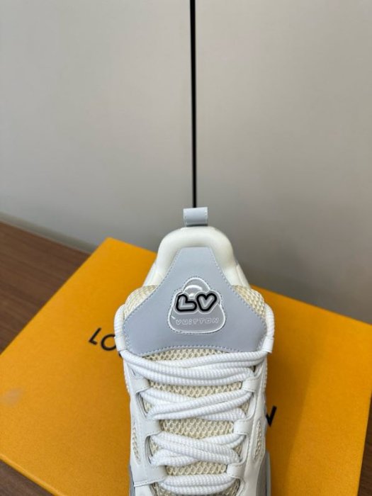 Sneakers фото 6