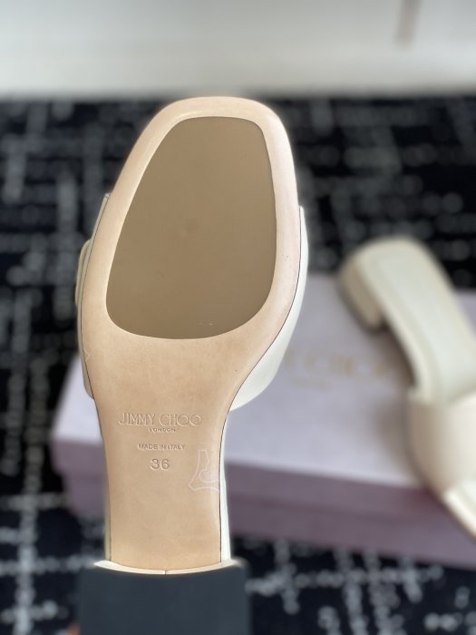 Босоножки фото 9