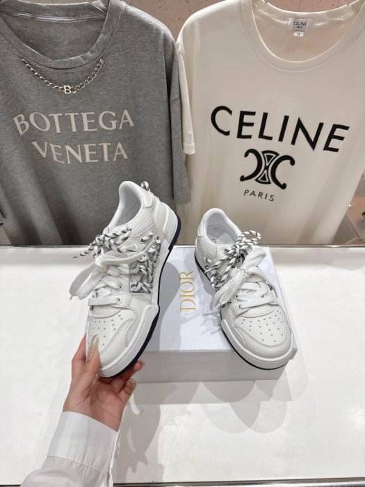 Кроссовки фото 4