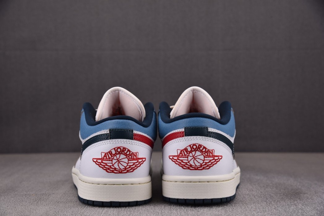 Кросівки Air Jordan 1 Low SE Armory Navy фото 5