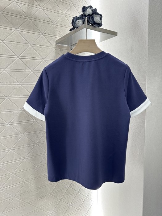 T-shirt women's фото 2