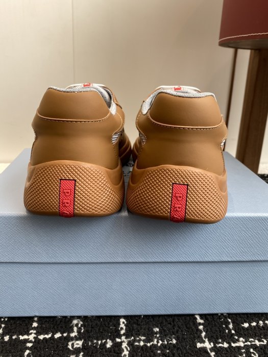 Кроссовки фото 8