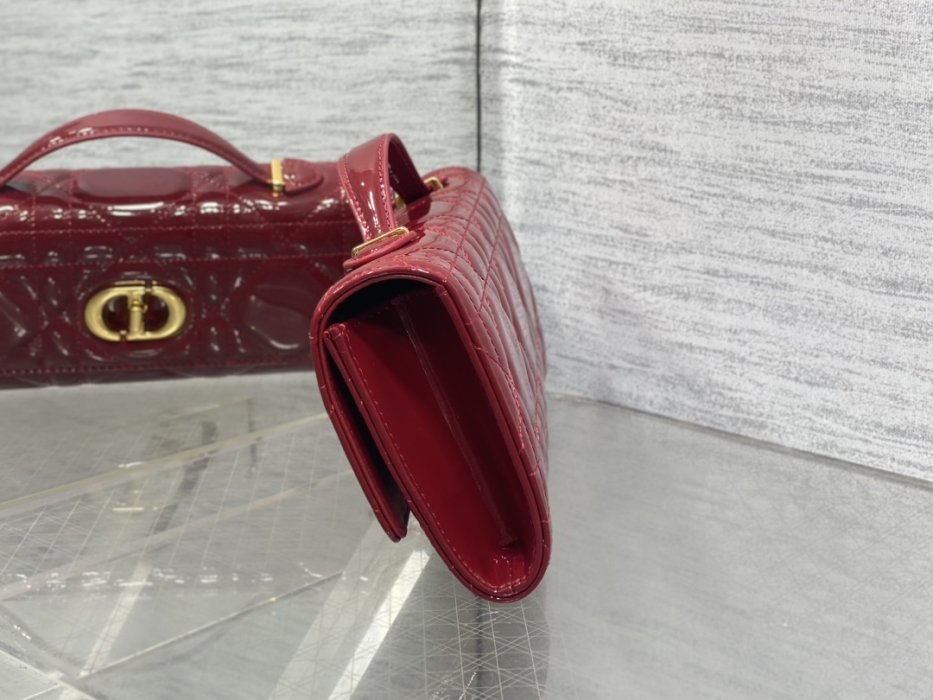 Сумка Miss Caro 24 см фото 5