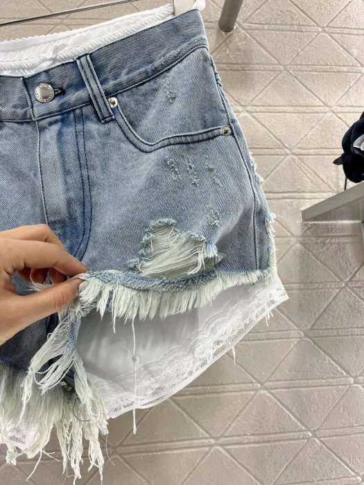 Shorts women's фото 5