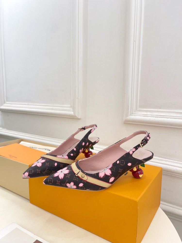 Босоніжки фото 3