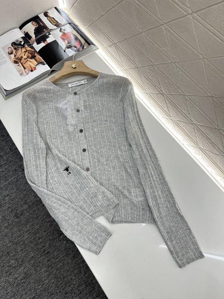 Кофта женская