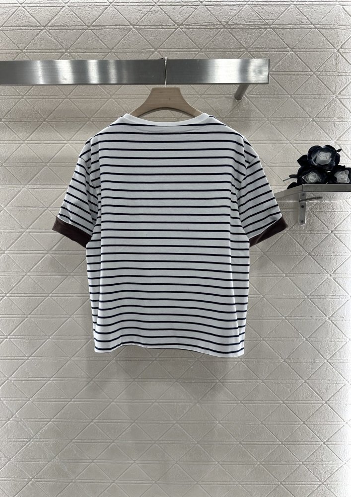 Футболка жіноча фото 2