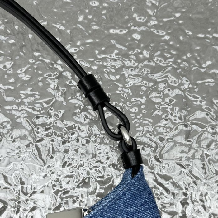 A bag women's Jacquemus̶ Le Bisou 27 cm фото 8