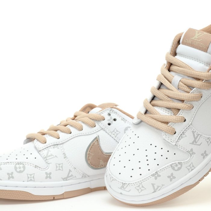 Sneakers Louis Vuitton x Nike SB Dunk Low White Khaki LV Monogram фото 8