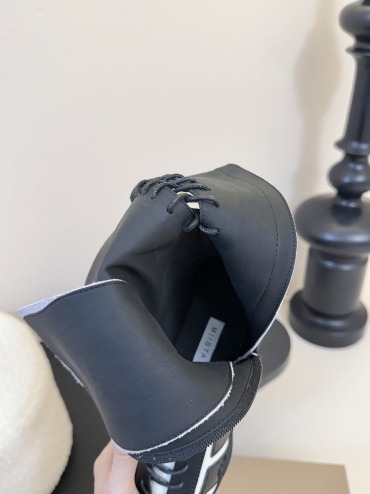 Чоботи жіночі на шнурівці фото 8