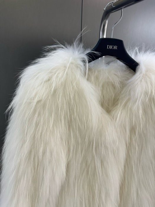 Fur coat of fox fur фото 6