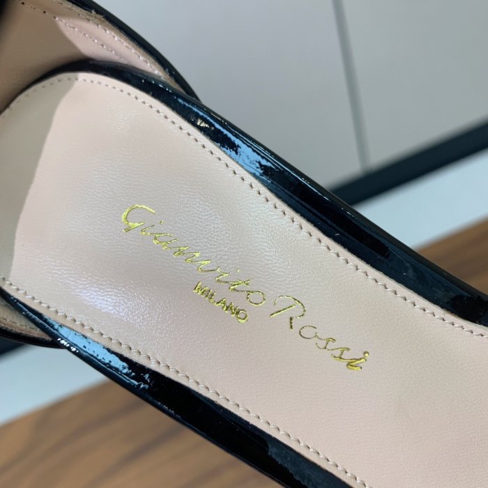 Босоножки фото 8