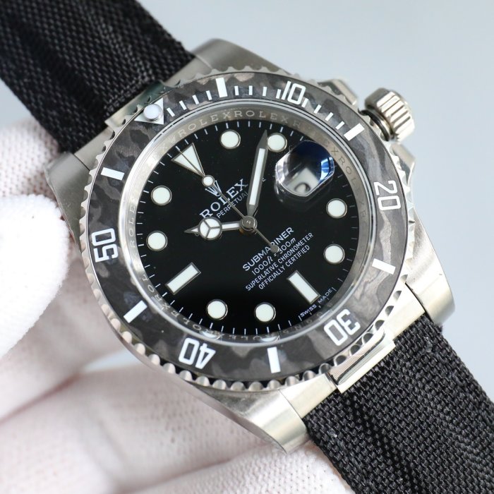 Часы наручные ROLEX Submariner фото 2