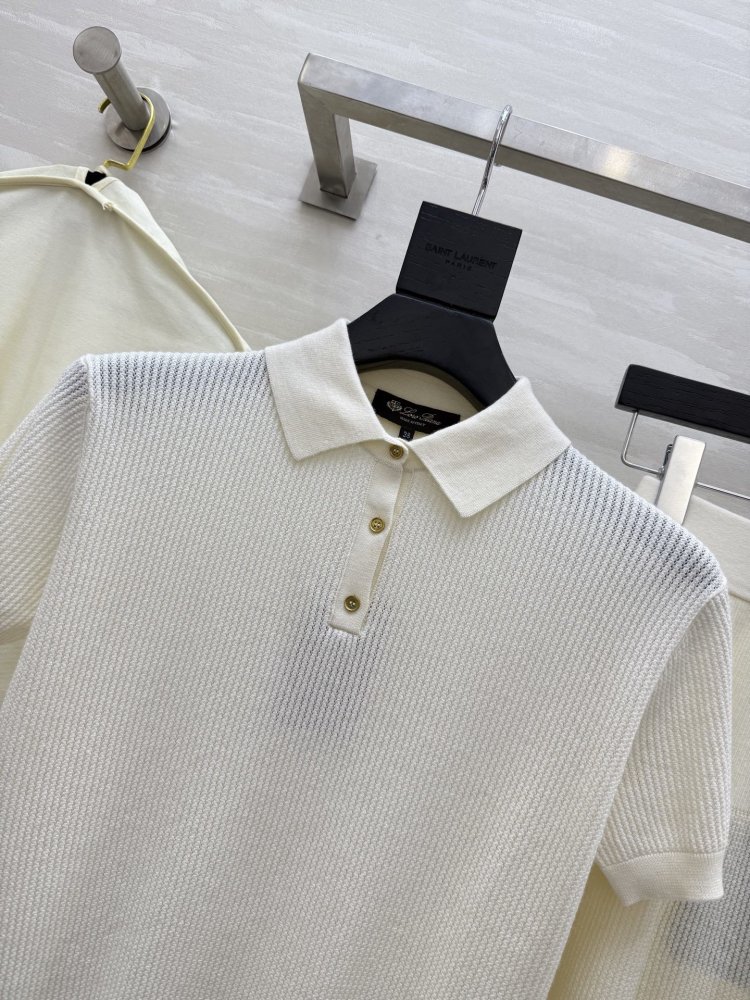 Costume female фото 2