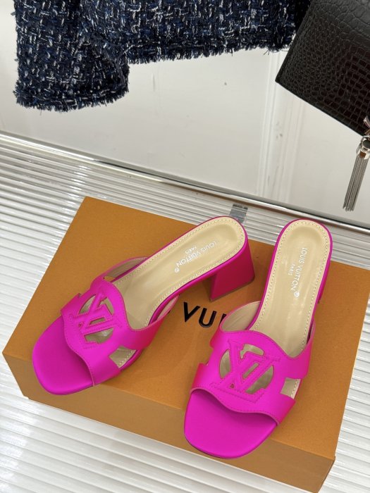 Босоножки фото 2