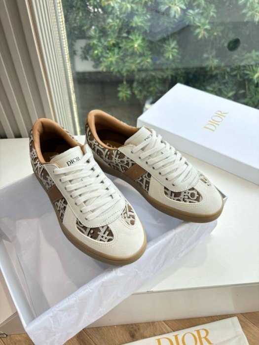 Sneakers фото 2