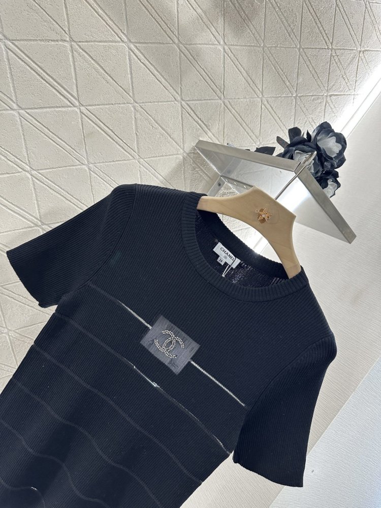 T-shirt women's фото 7