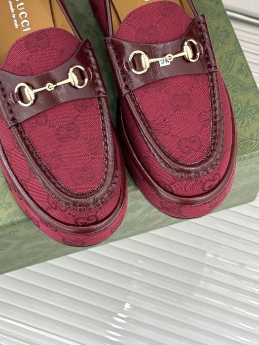 Туфли женские фото 7