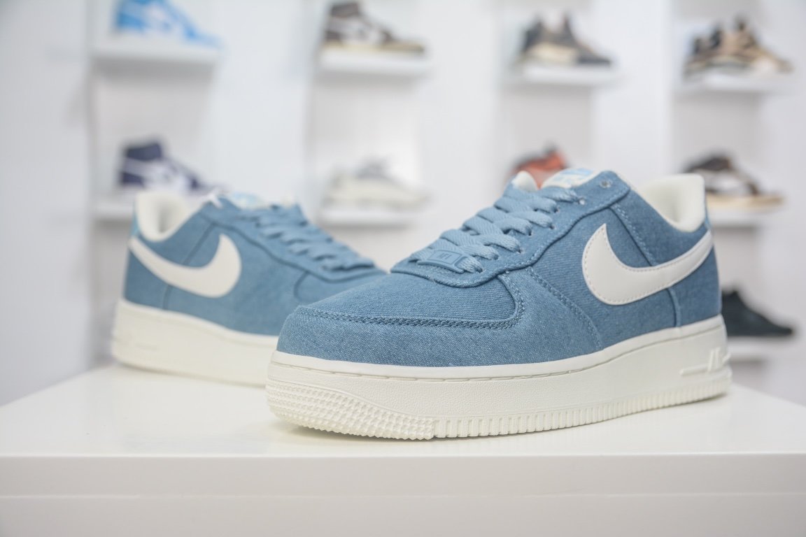 Кроссовки Air Force 1 07 Low фото 4