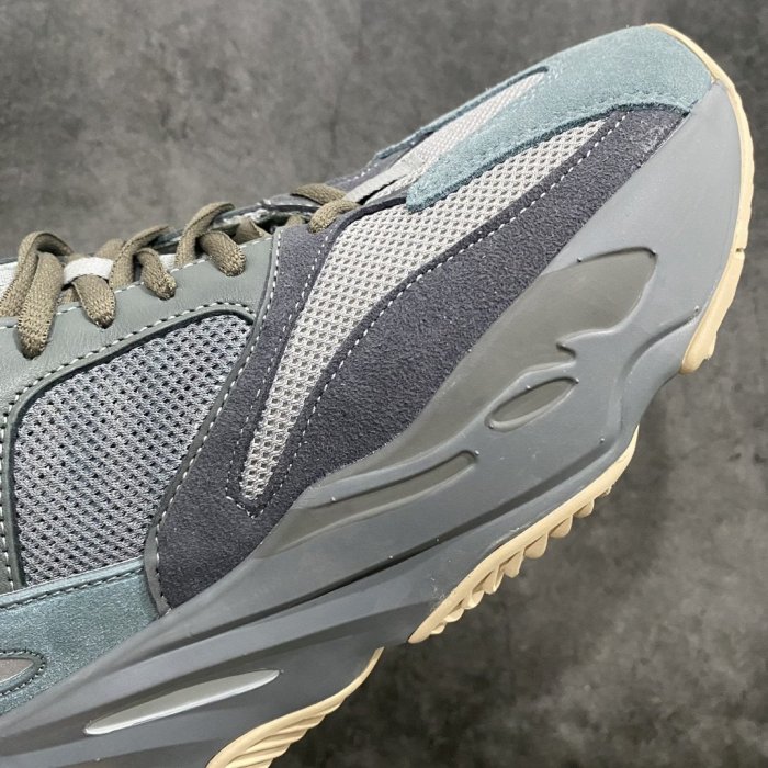 Кросівки Yeezy 700 Teal Blue FW2499 фото 6