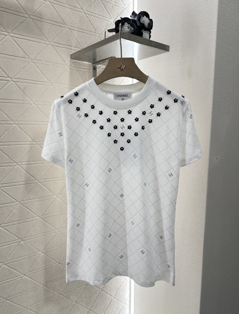 Футболка женская