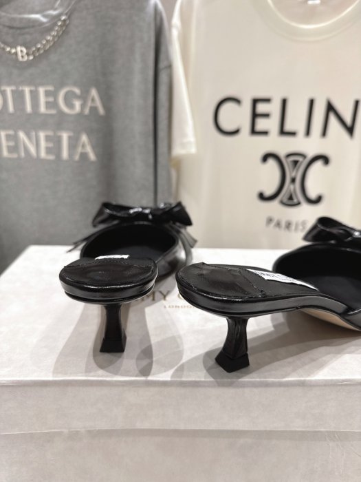 Босоножки фото 8