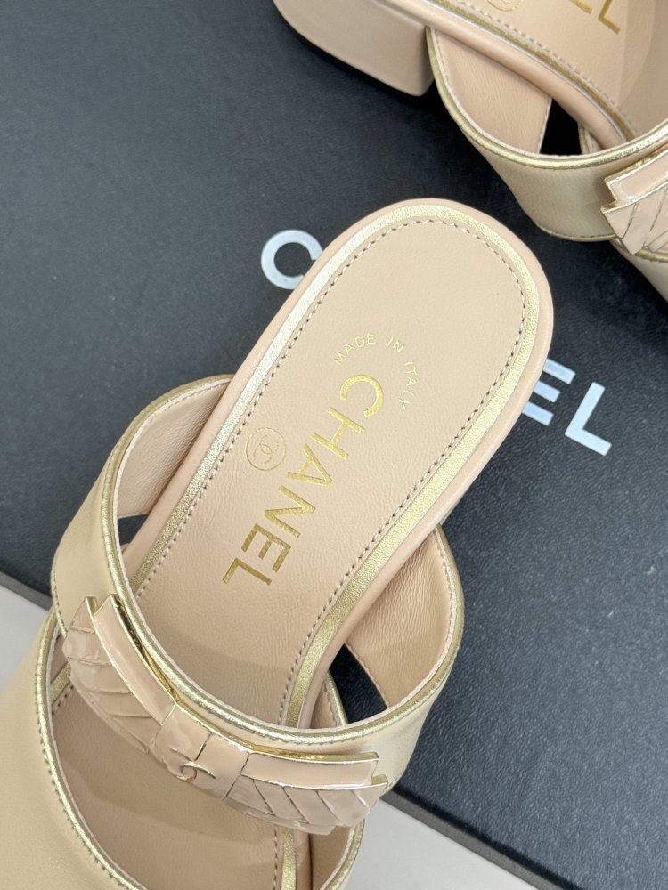 Босоножки фото 8