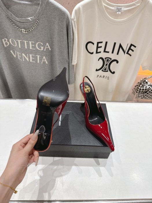 Босоножки фото 9