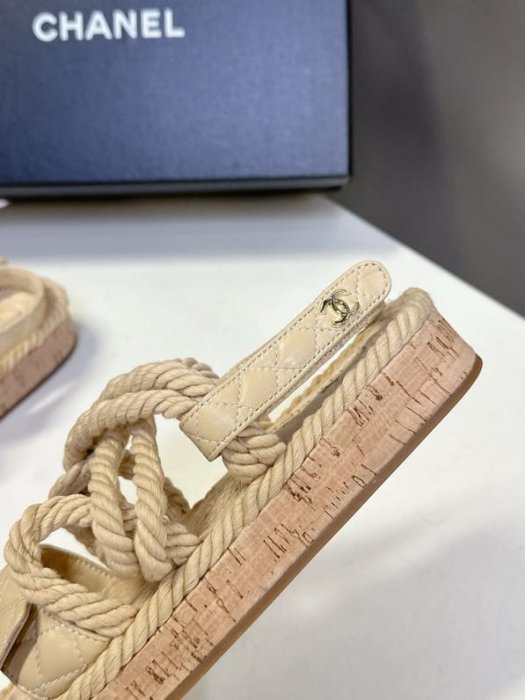 Сандалии женские фото 4