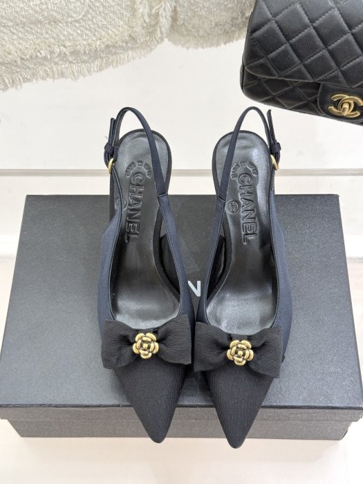 Босоножки фото 4