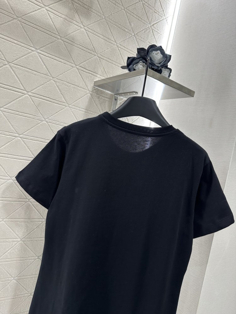 Футболка жіноча фото 4