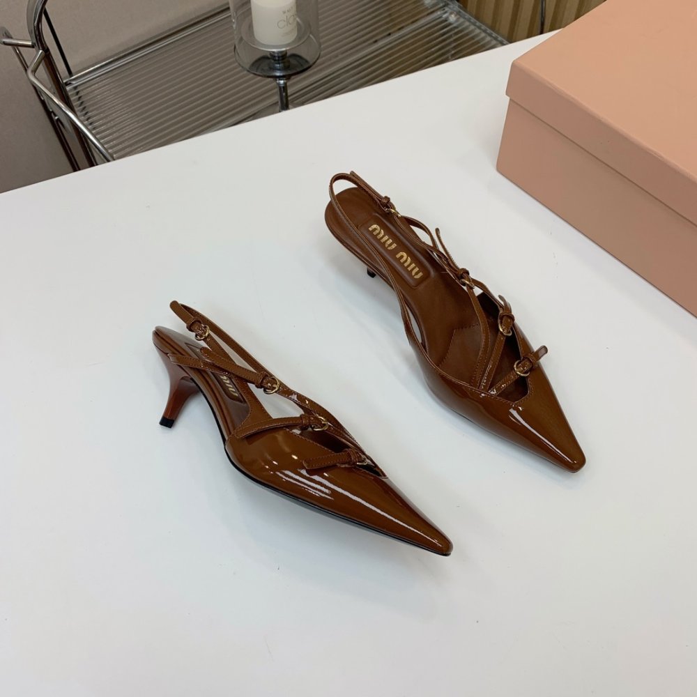 Босоножки фото 2