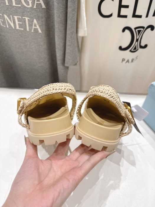 Взуття фото 8