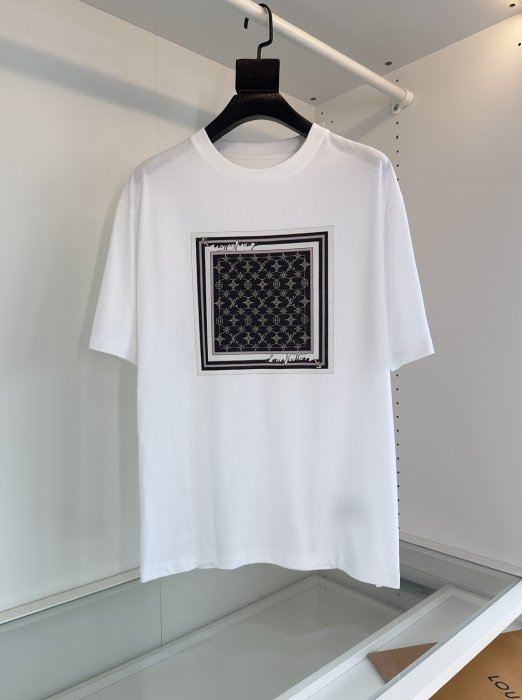 T-shirt men's