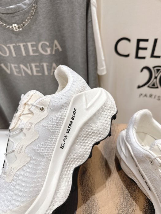 Кросівки фото 6