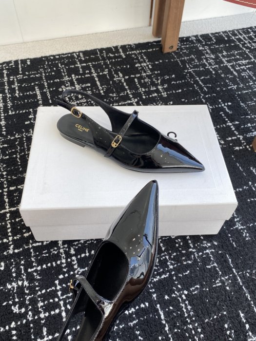 Босоножки фото 6