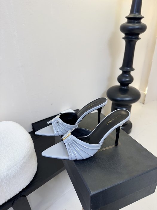 Босоножки фото 5