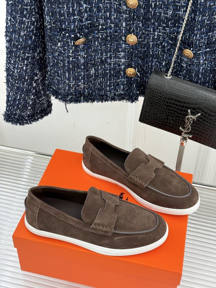 Лоферы женские фото 3