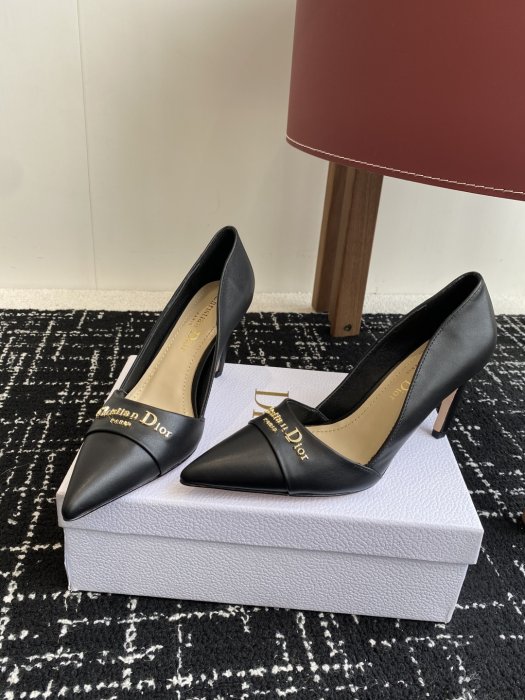 Туфли женские фото 3