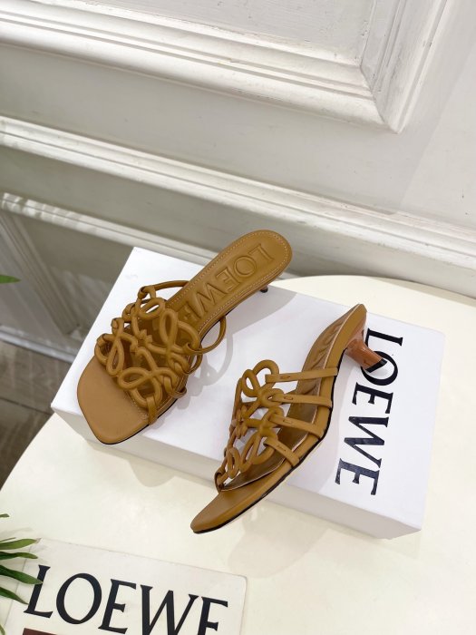 Босоножки фото 3