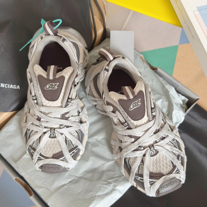 Кроссовки Balenciaga 3XL Extreme Lace