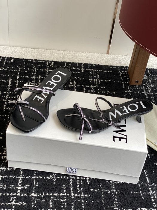 Босоножки фото 3