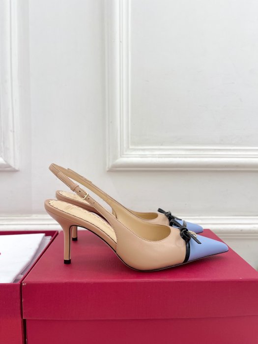 Босоножки фото 2